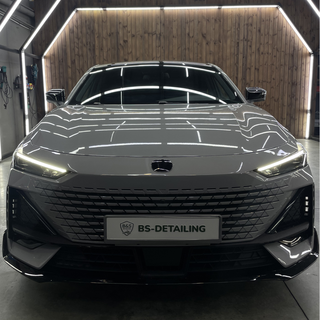 changan uni-v в антигравийной пленке