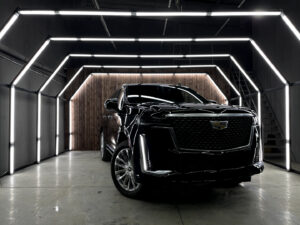 Оклейка зон риска на Cadillac Escalade